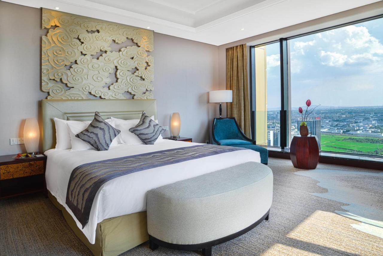 Grand New Century Hotel Haining Zhejiang Exterior photo